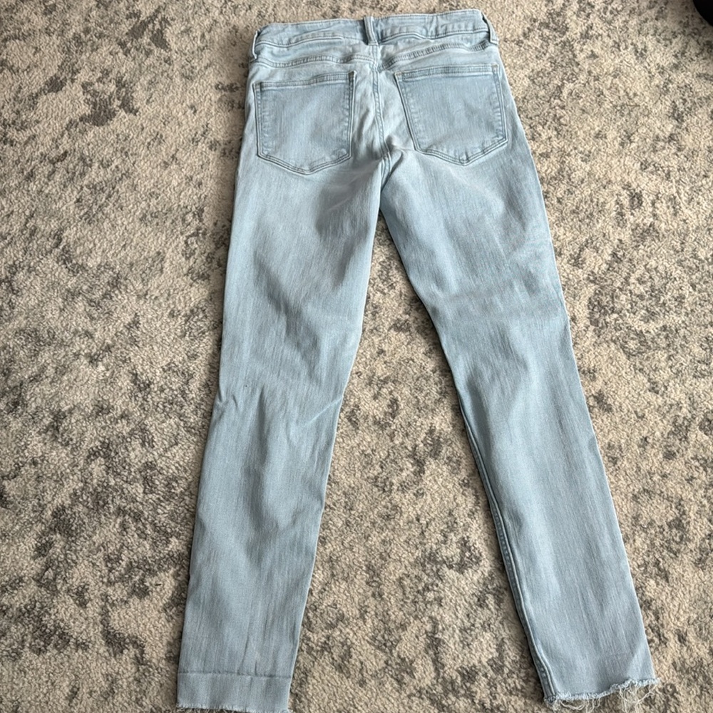 GAP High Rise Distressed Jeans - Picture 5 of 5